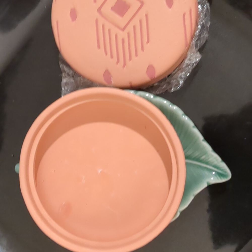 Jewelry Container - Picture 2 of 3